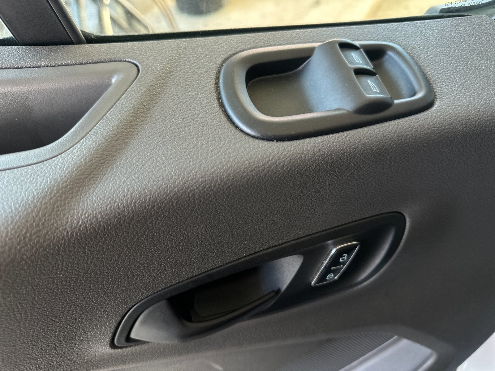 2025 Ford Transit-350 XLT