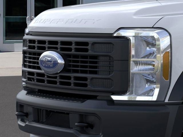 2025 Ford F-600SD XL