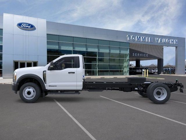 2025 Ford F-600SD XL