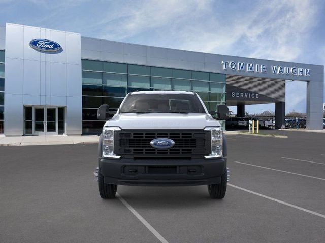 2025 Ford F-600SD XL