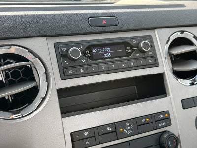 2027 Ford F-750SD Base