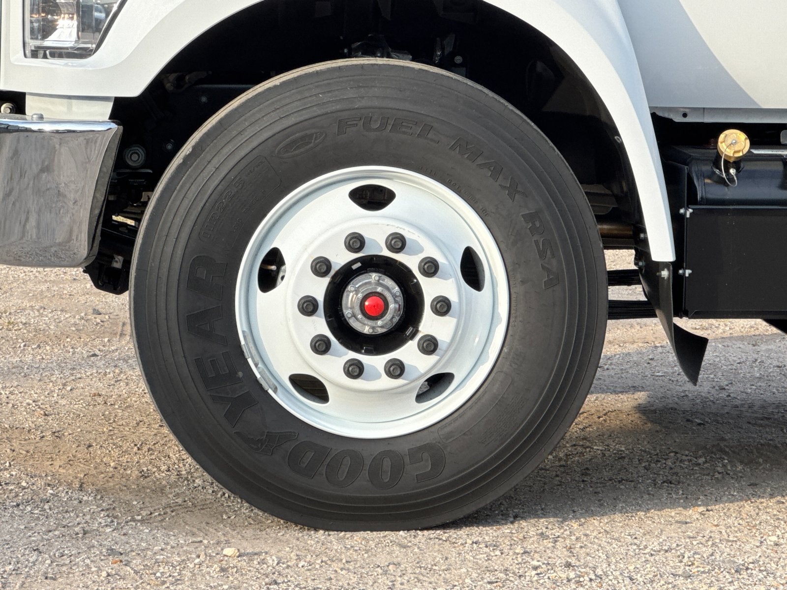2027 Ford F-750SD Base