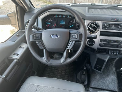 2027 Ford F-750SD Base