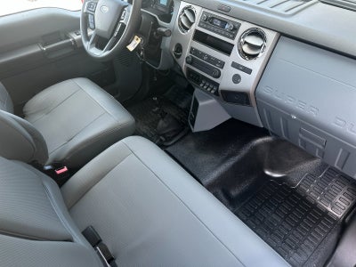 2027 Ford F-750SD Base