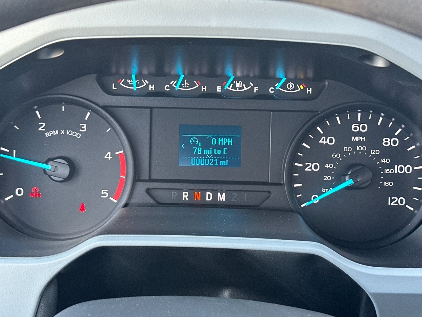 2027 Ford F-750SD Base