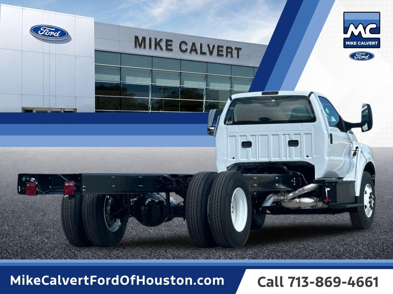 2027 Ford F-750SD Base