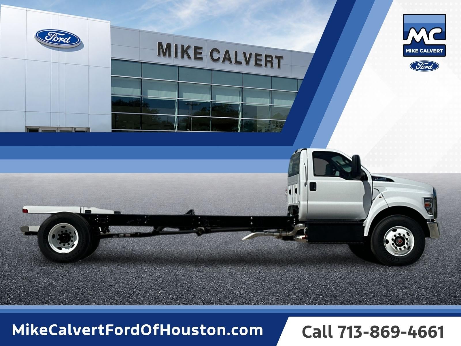 2027 Ford F-750SD Base