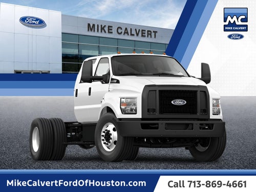2027 Ford F-750SD Base