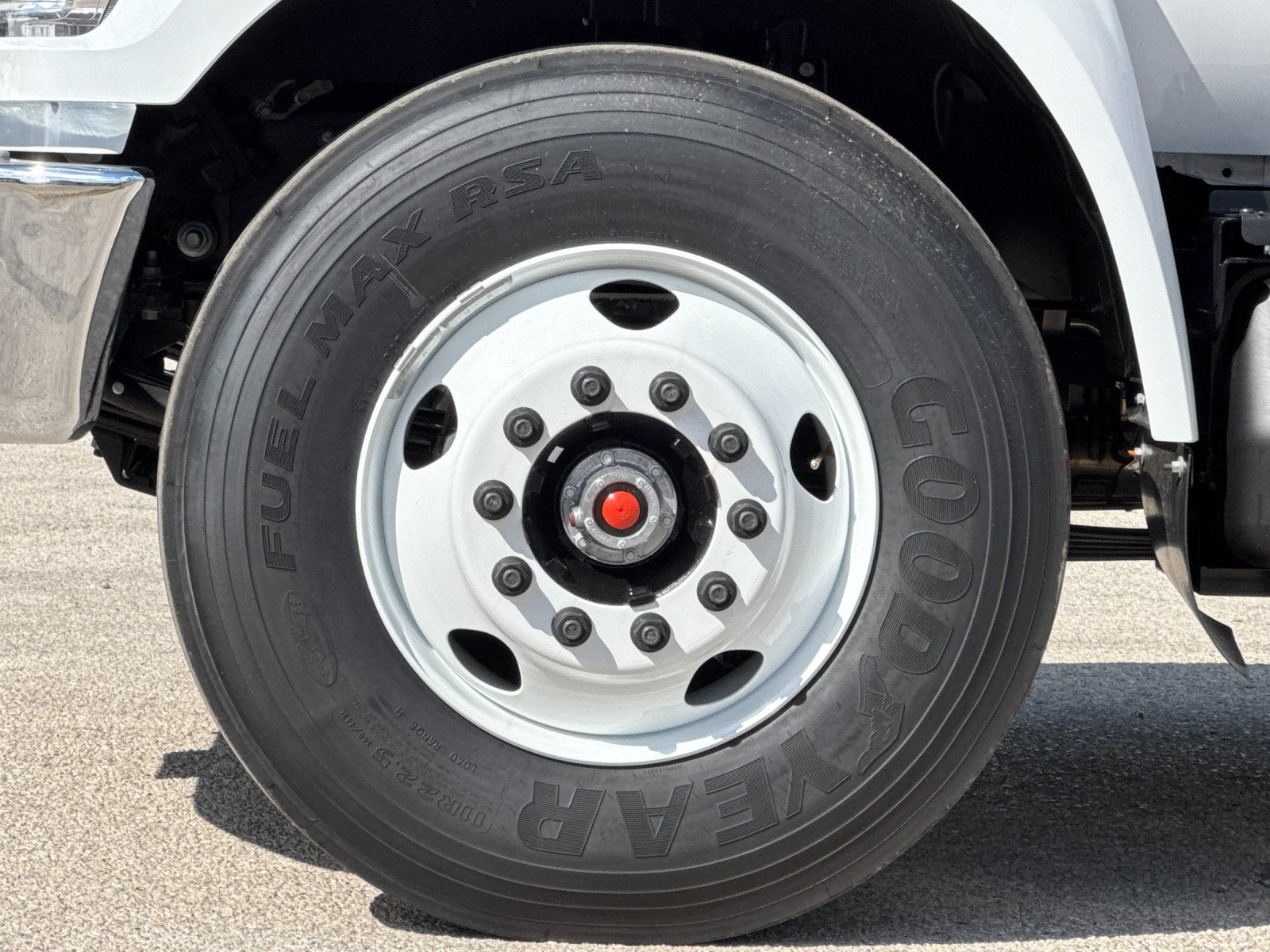 2027 Ford F-750SD Base