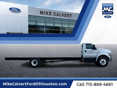 2027 Ford F-750SD Base