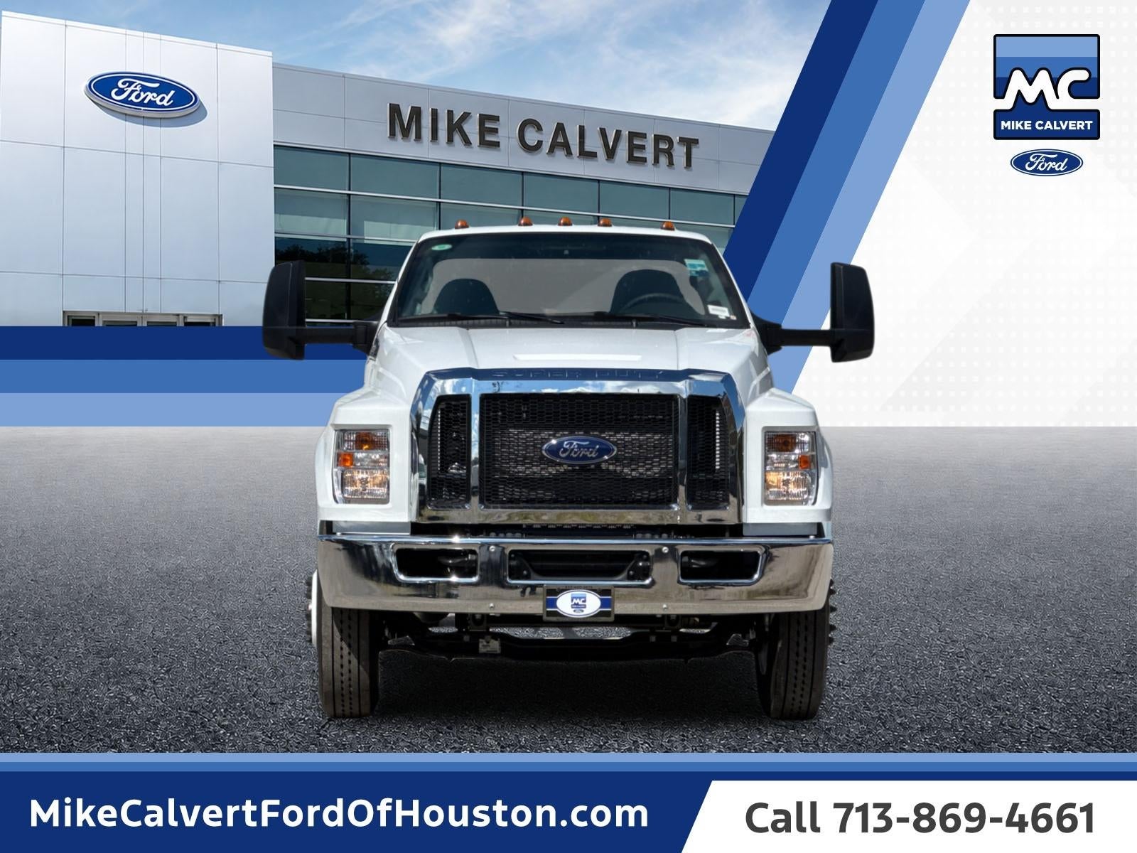 2027 Ford F-750SD Base
