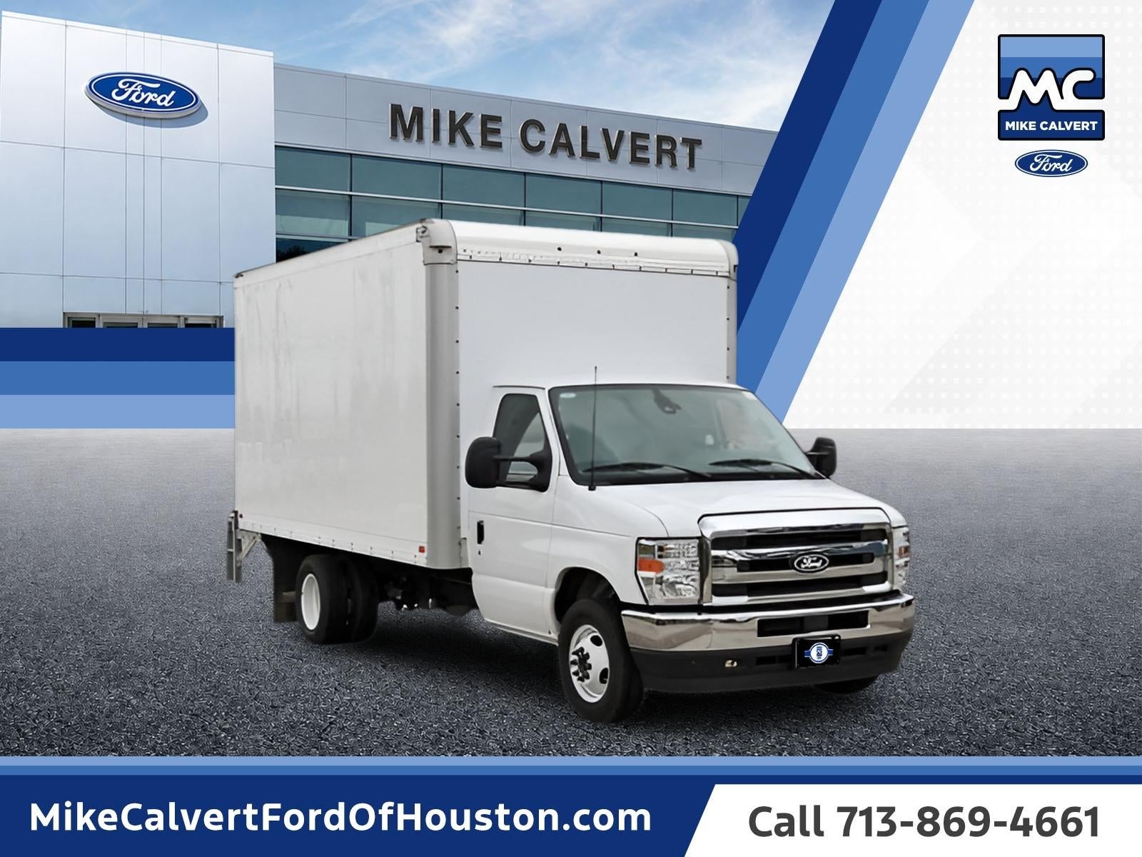 2027 Ford E-350SD Base Cutaway