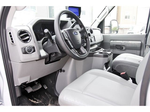 2027 Ford E-350SD Base Cutaway