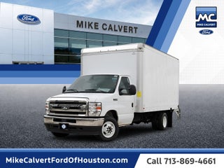 2027 Ford E-350SD Base Cutaway