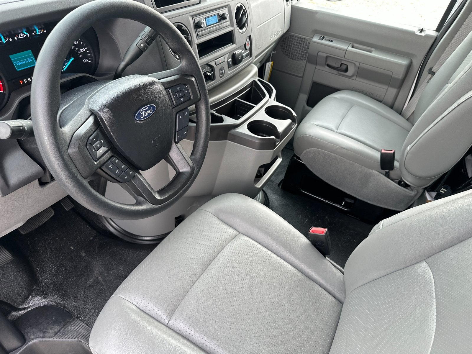 2025 Ford E-450SD Base