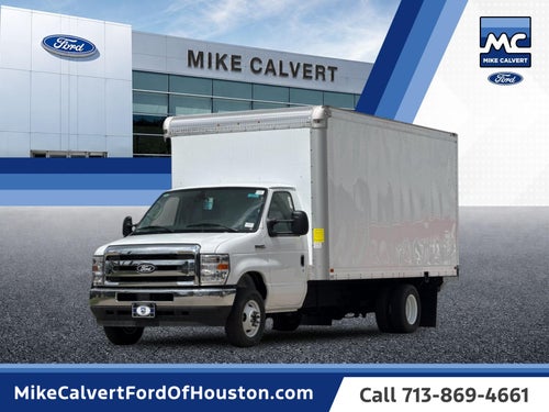 2027 Ford E-450SD Base