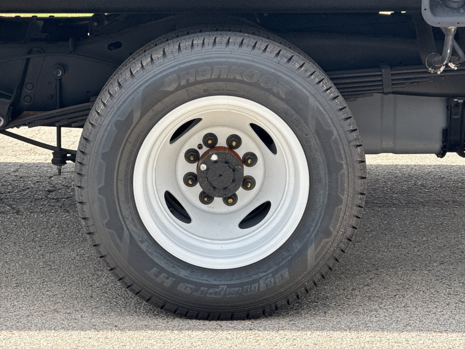 2027 Ford E-450SD Base