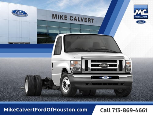 2027 Ford E-450SD Base DRW