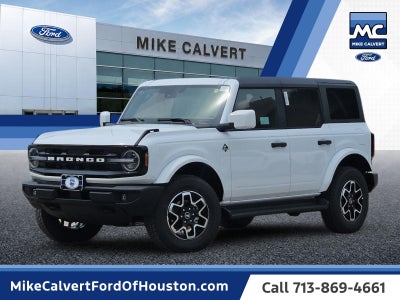 2026 Ford Bronco Outer Banks