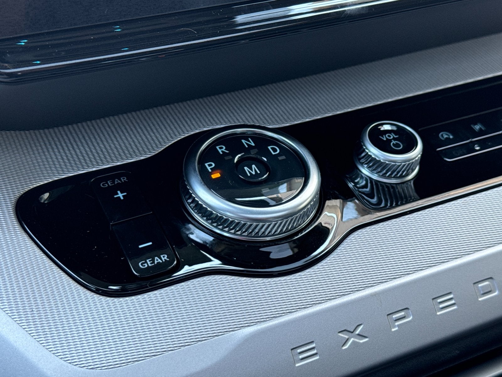 2027 Ford Expedition Max Active