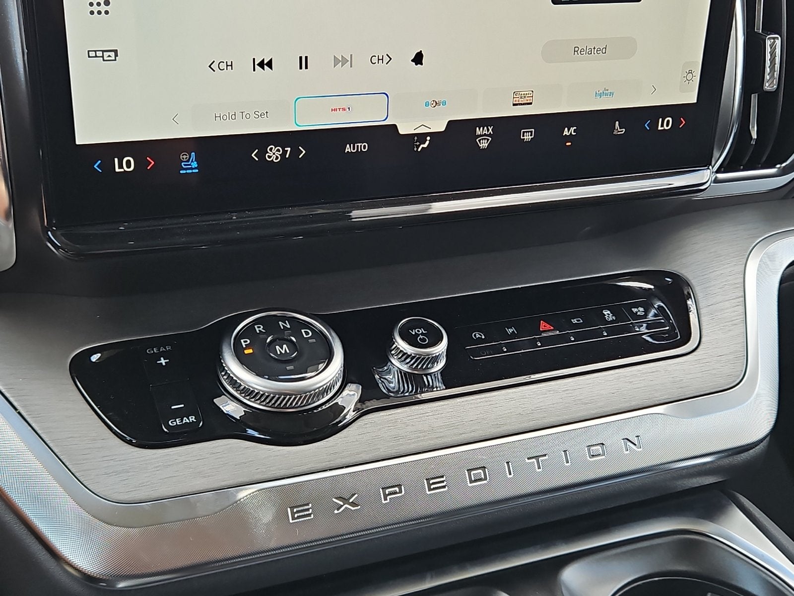 2027 Ford Expedition Max Platinum
