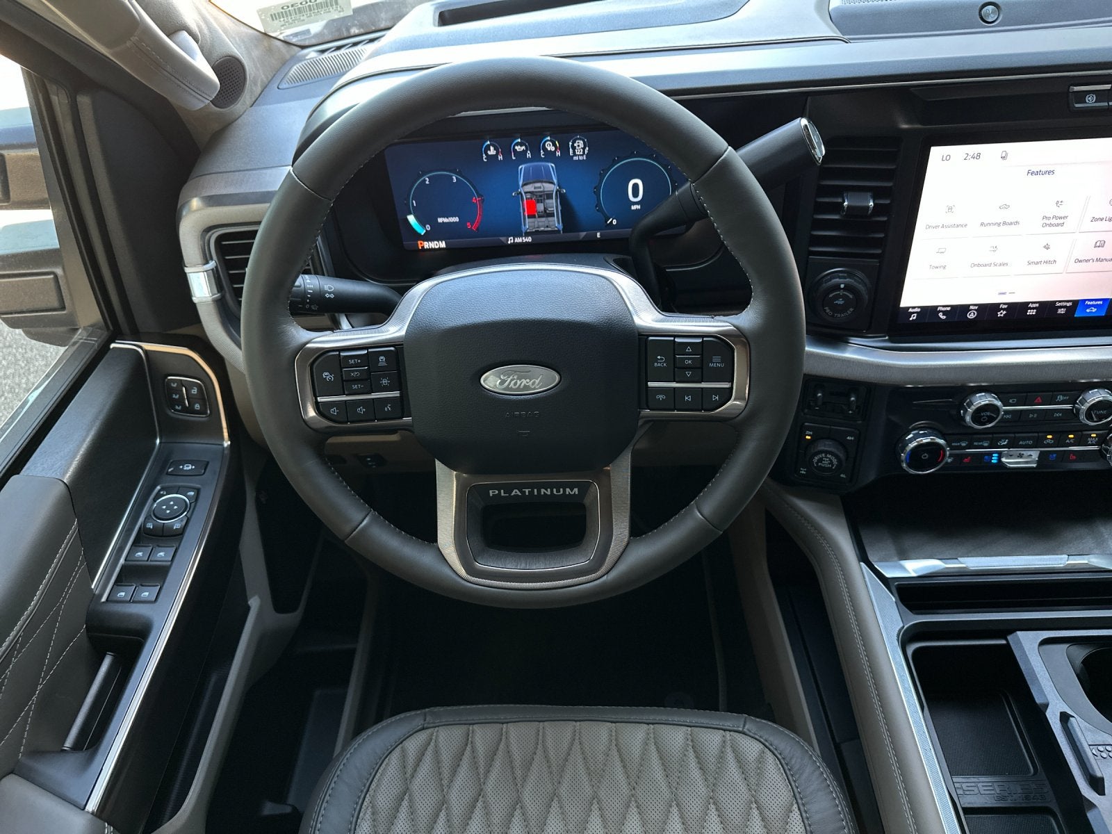 2027 Ford F-350SD Platinum