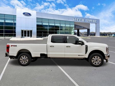 2026 Ford F-350SD Lariat