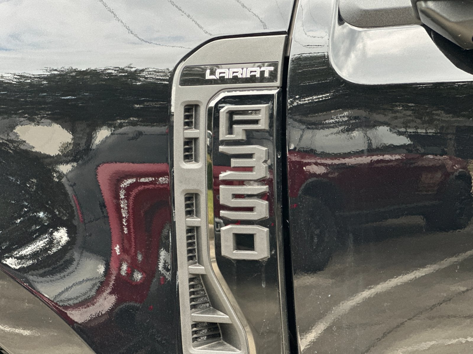 2026 Ford F-350SD Lariat
