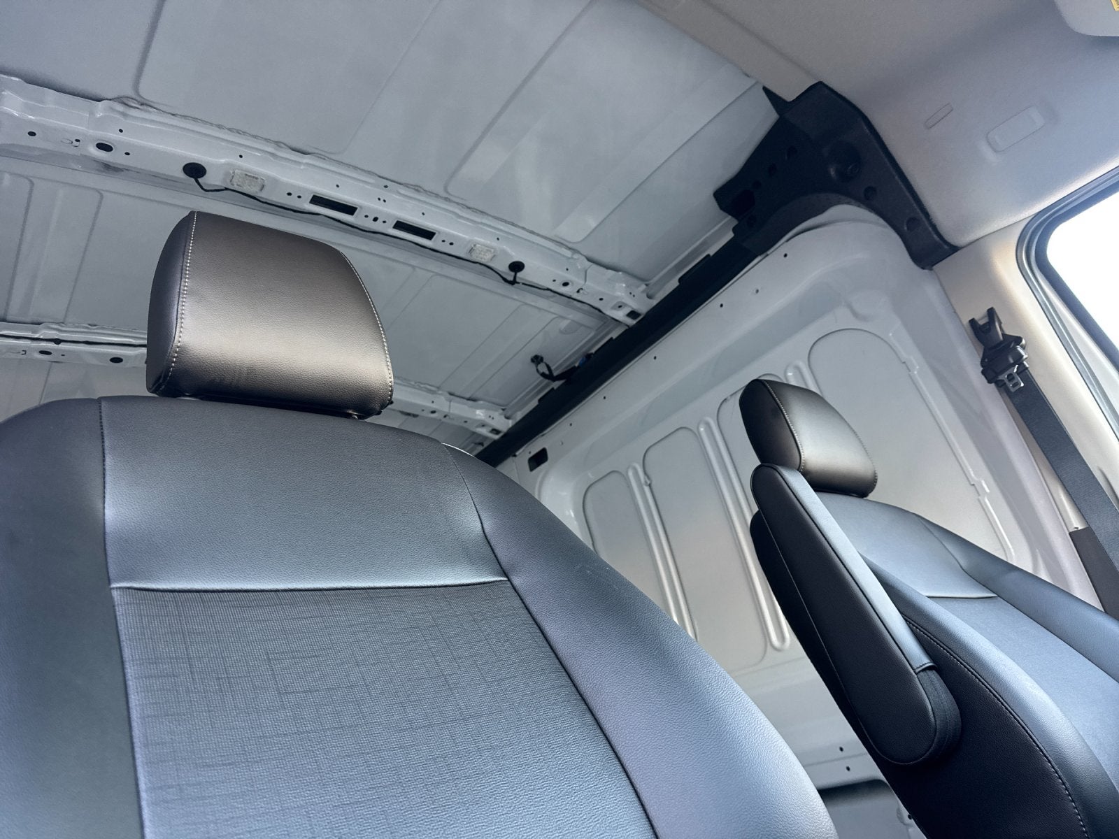 2027 Ford Transit-250 Base