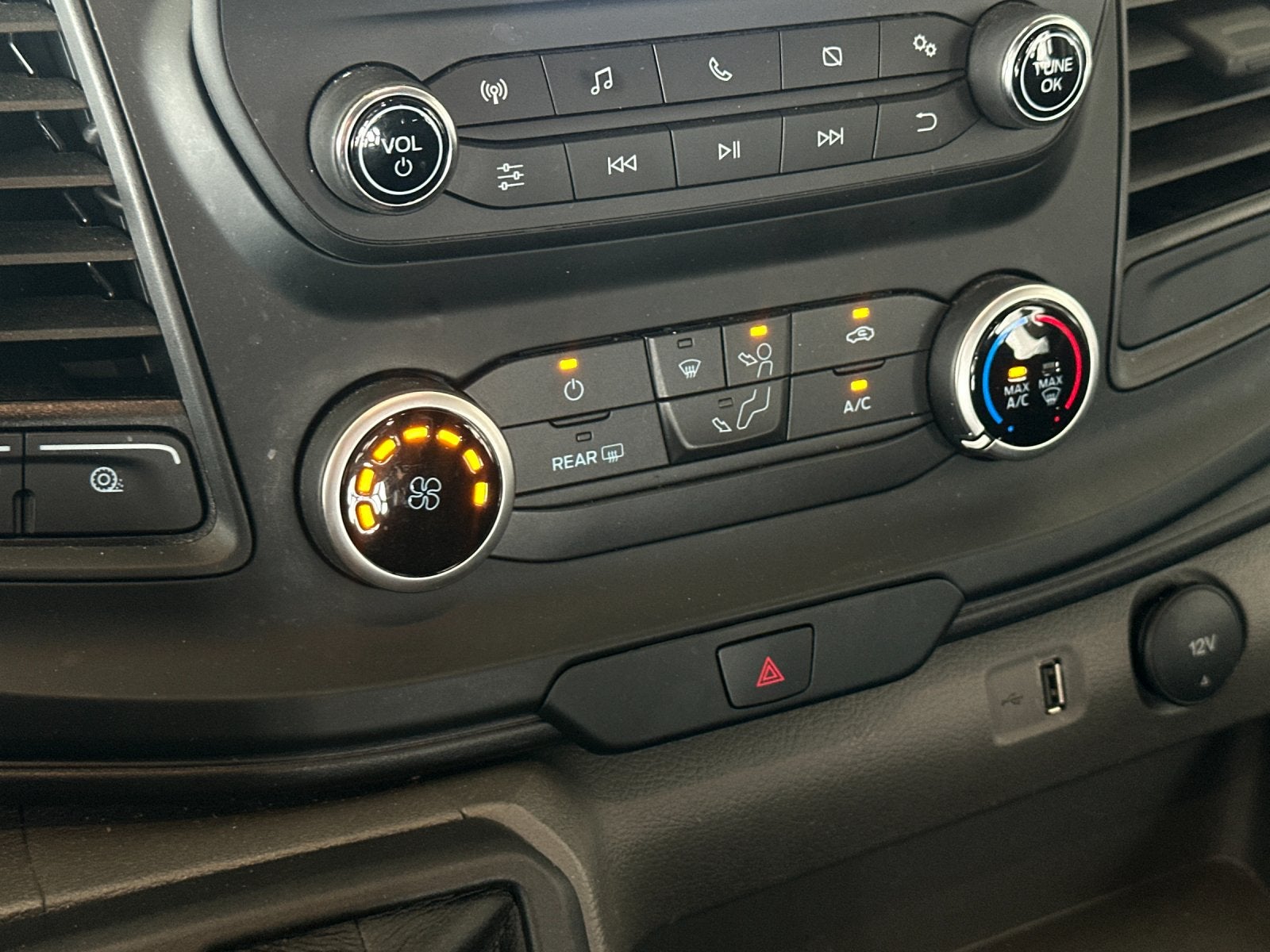 2025 Ford Transit-250 Base