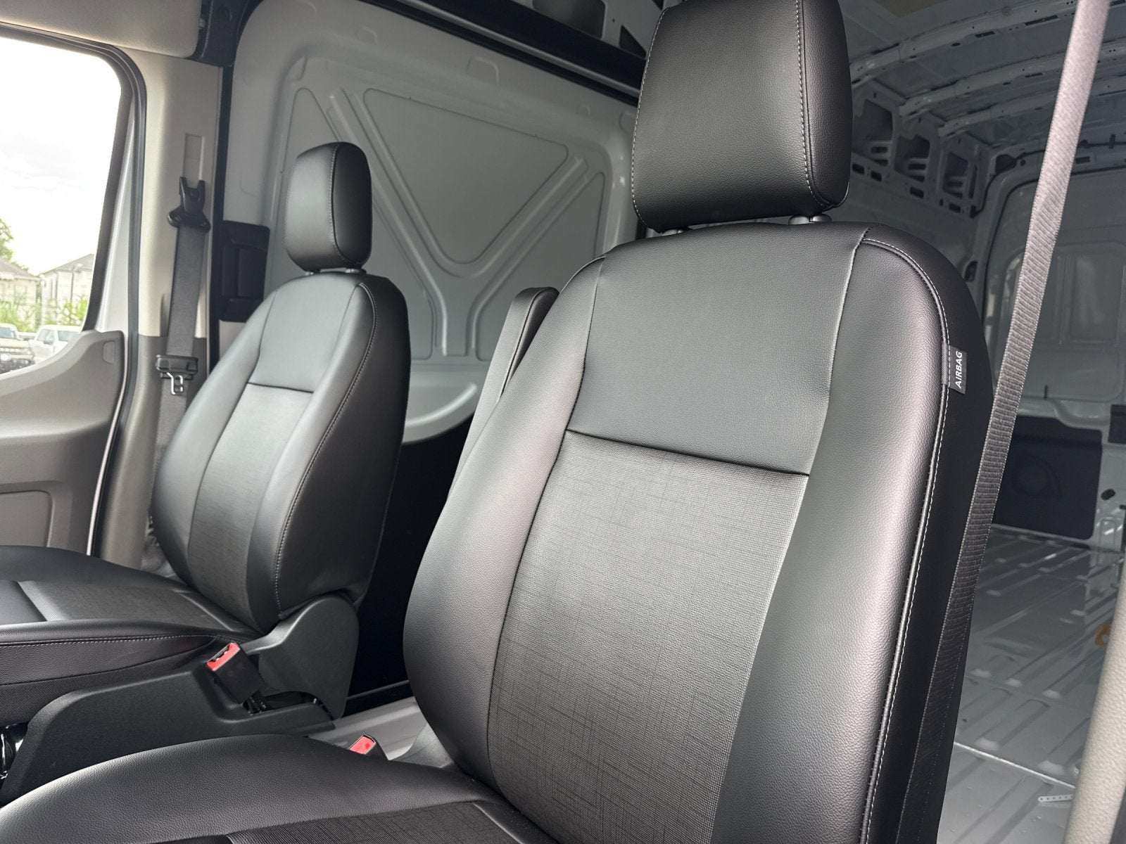 2027 Ford Transit-350 Base
