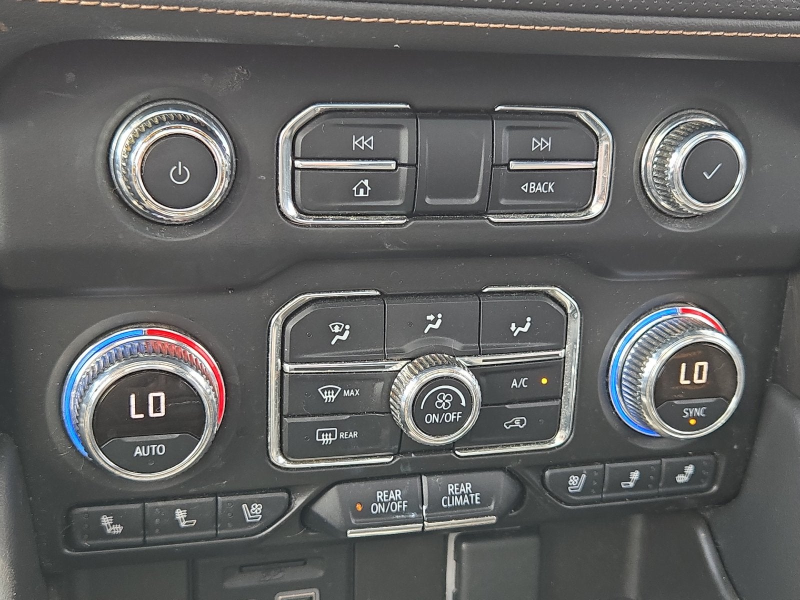 2021 GMC Yukon AT4