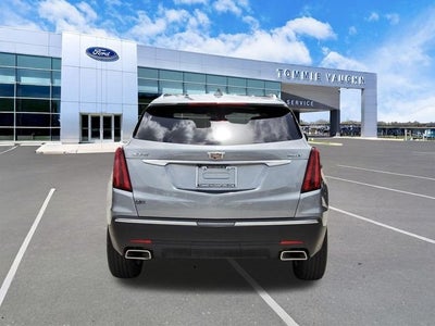 2025 Cadillac XT5 Luxury