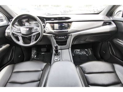 2025 Cadillac XT5 Luxury