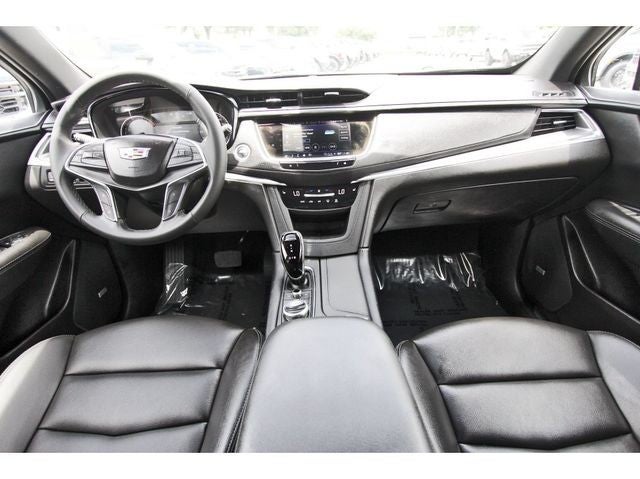 2025 Cadillac XT5 Luxury