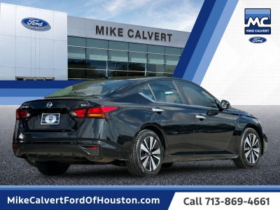 2022 Nissan Altima 2.5 SV
