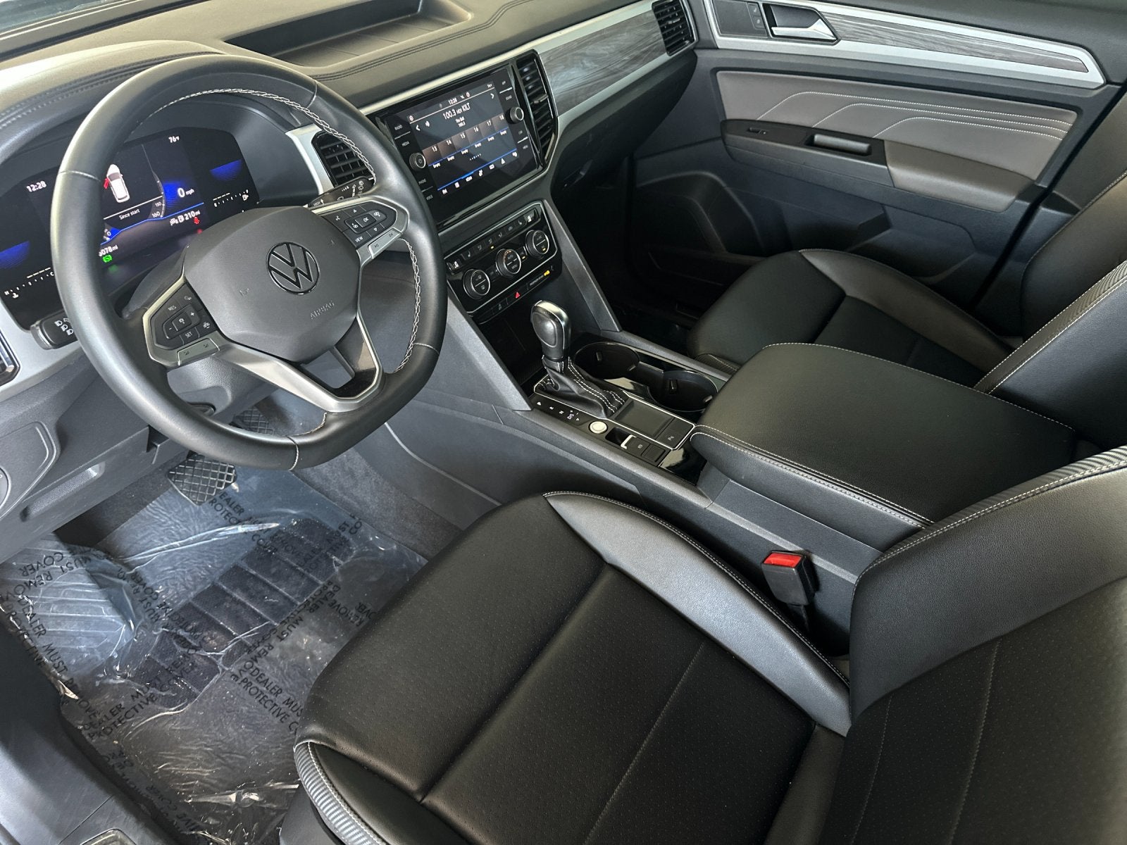 2022 Volkswagen Atlas Cross Sport 2.0T SE w/Technology