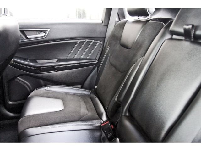 2022 Ford Edge ST