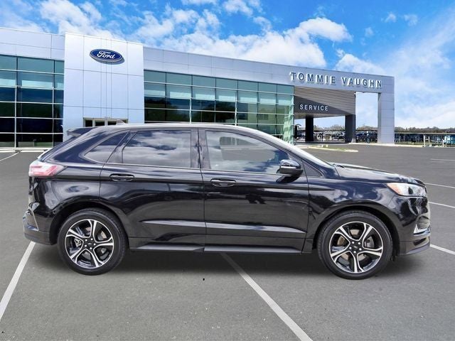 2022 Ford Edge ST