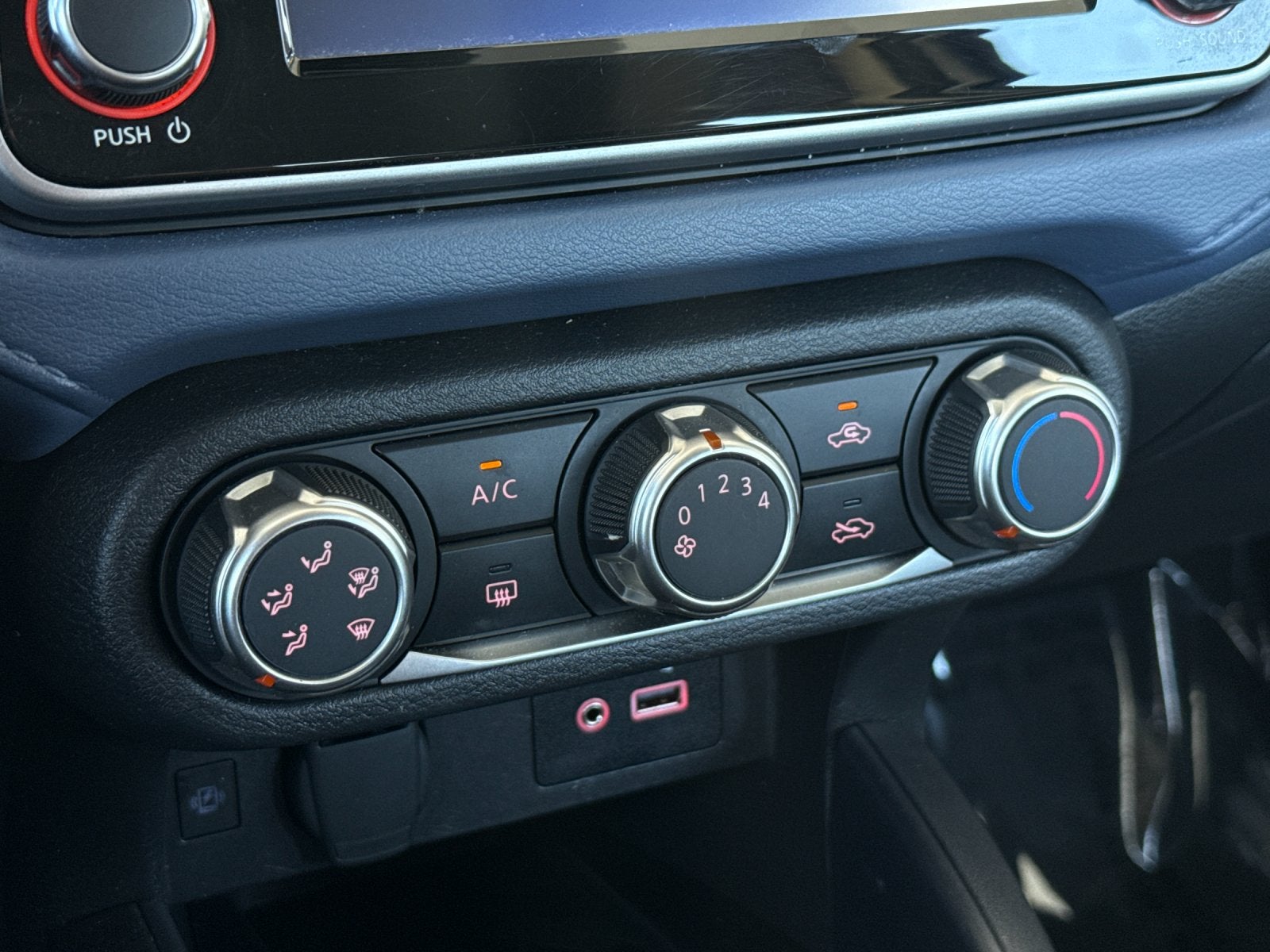 2024 Nissan Versa 1.6 SV
