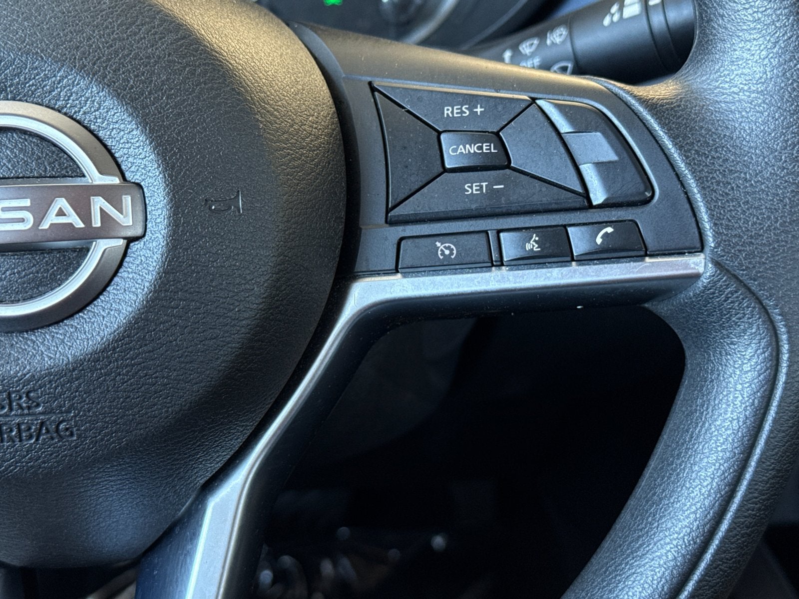 2024 Nissan Versa 1.6 SV