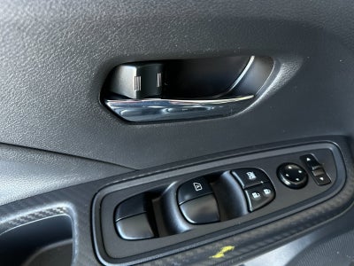 2023 Nissan Versa 1.6 SV