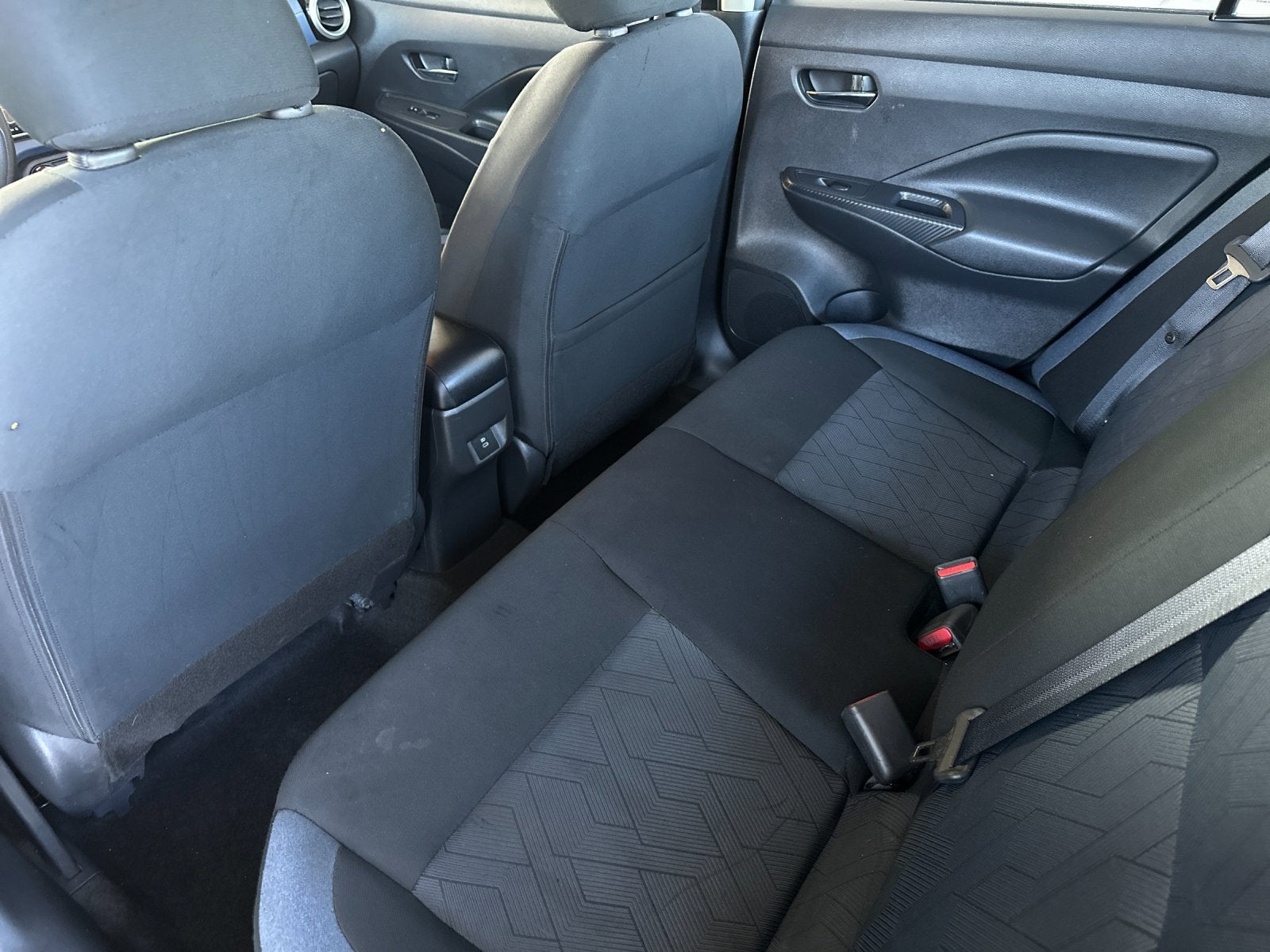 2023 Nissan Versa 1.6 SV