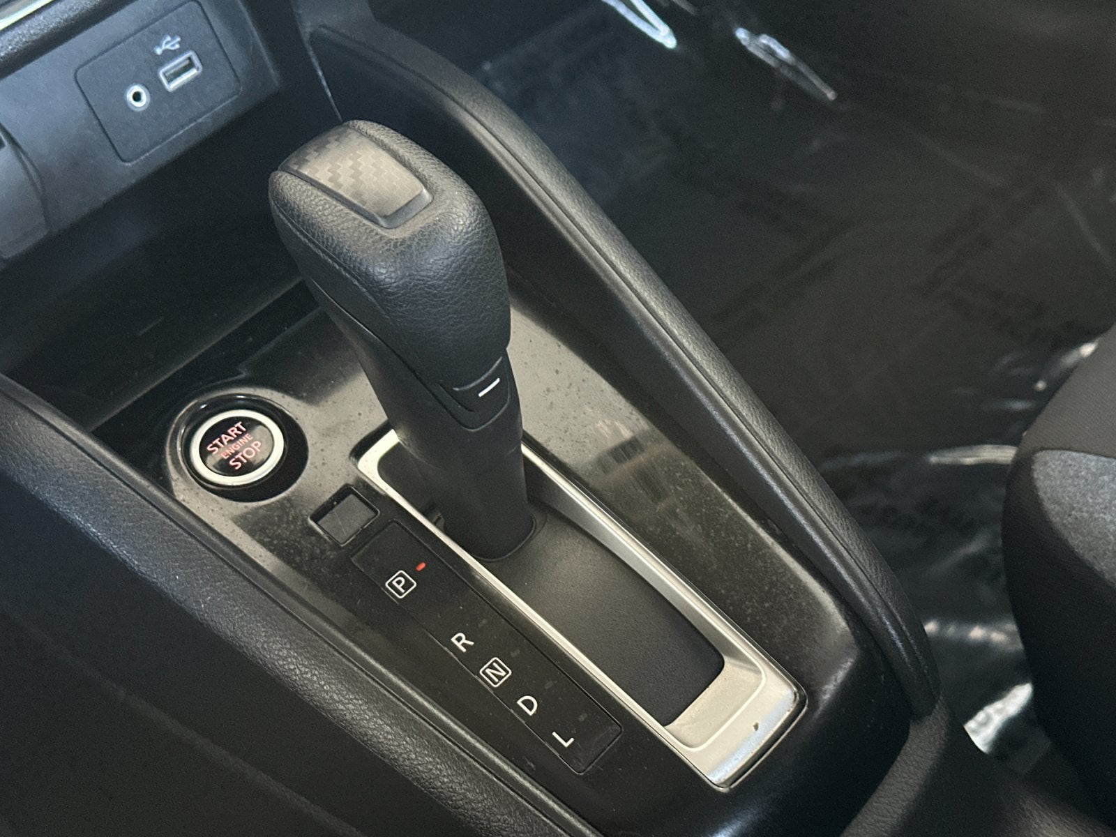 2023 Nissan Versa 1.6 SV