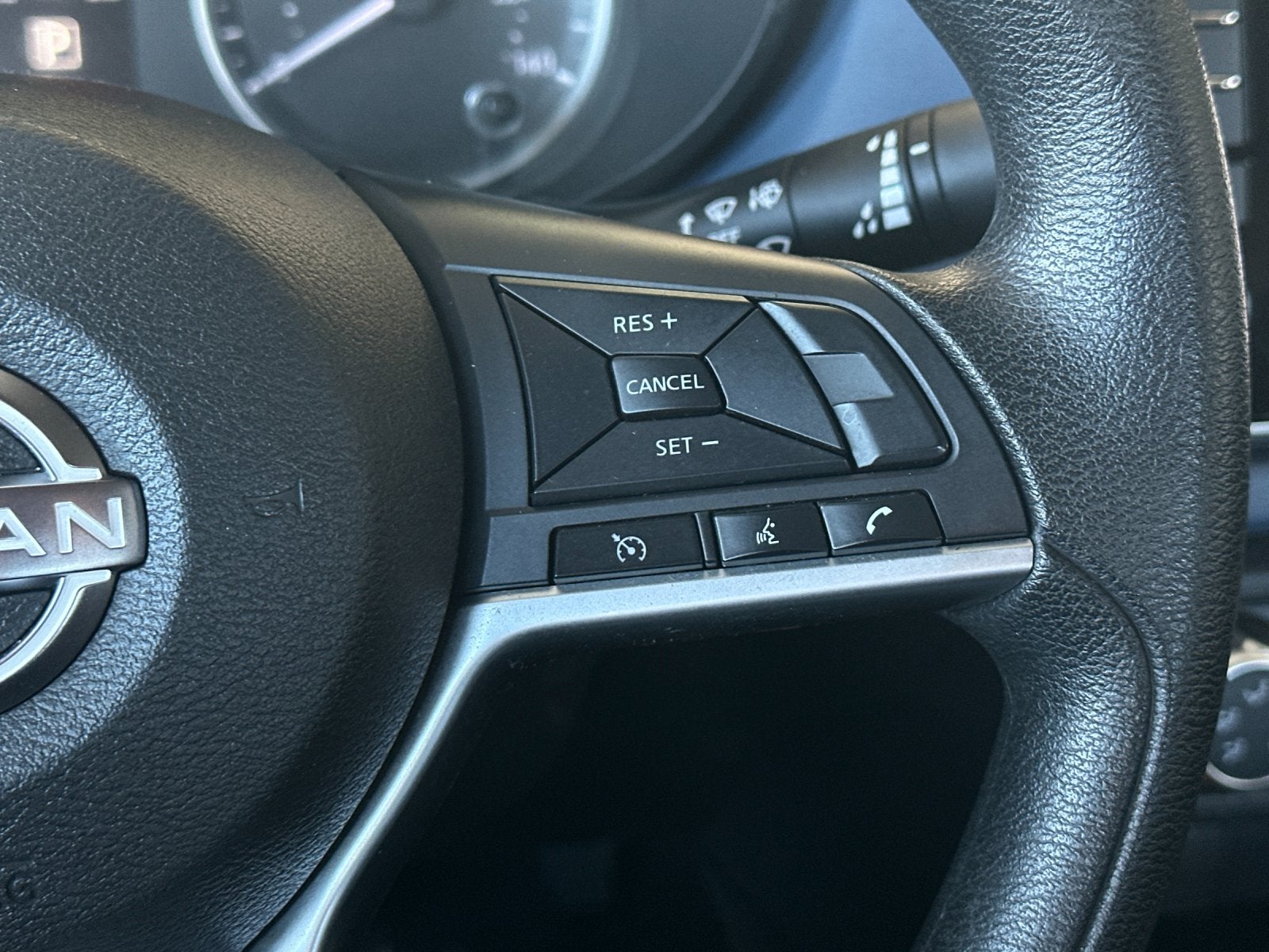 2023 Nissan Versa 1.6 SV