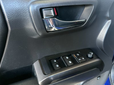 2022 Toyota Tacoma TRD Off-Road V6