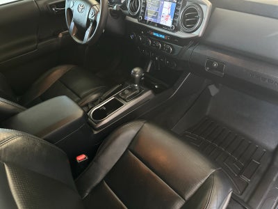 2022 Toyota Tacoma TRD Off-Road V6