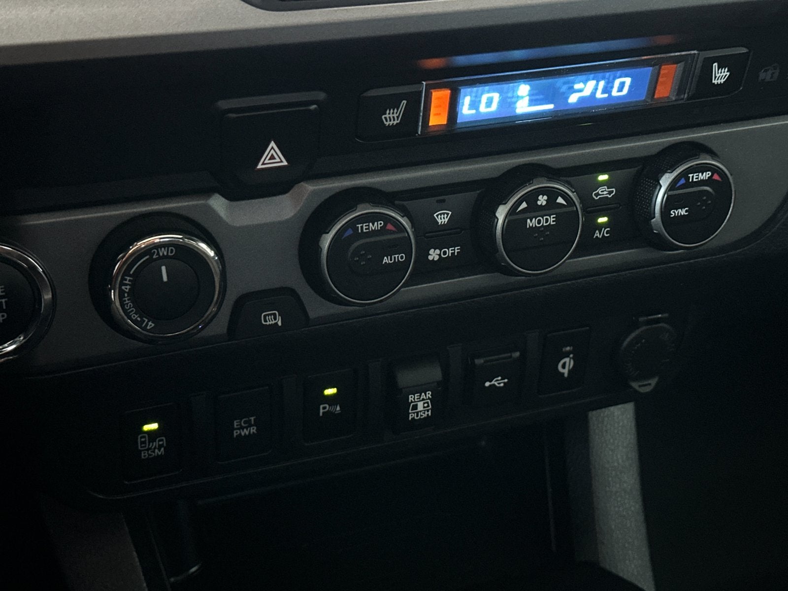 2022 Toyota Tacoma TRD Off-Road V6