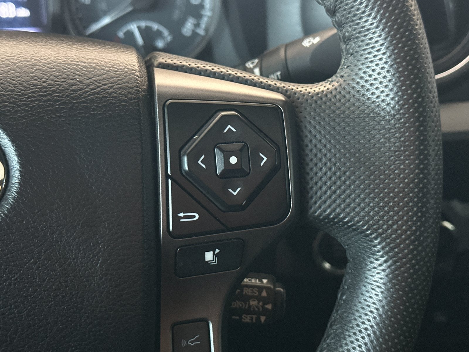 2022 Toyota Tacoma TRD Off-Road V6