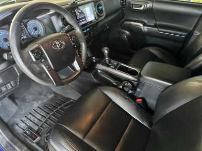 2022 Toyota Tacoma TRD Off-Road V6